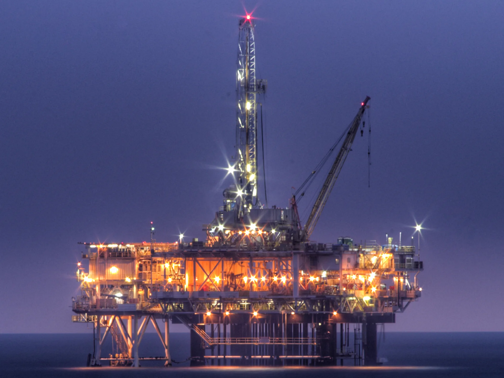 Offshore Oil & Gas Platforms Lighting